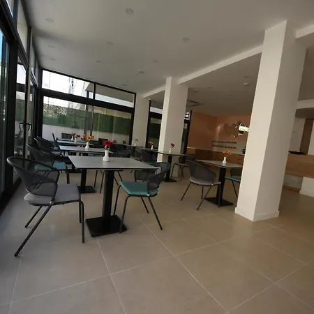 Hotell Spilos Guemuelduer *