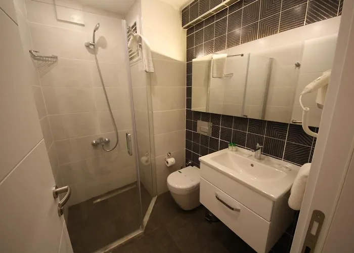 Spilos Guemuelduer İzmir