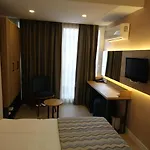 Spilos Guemuelduer Hotel *