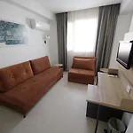 Spilos Guemuelduer Hotel *