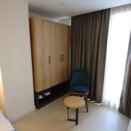 Spilos Guemuelduer Hotel