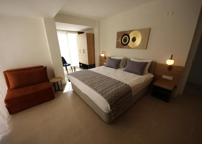 Spilos Guemuelduer Hotel *