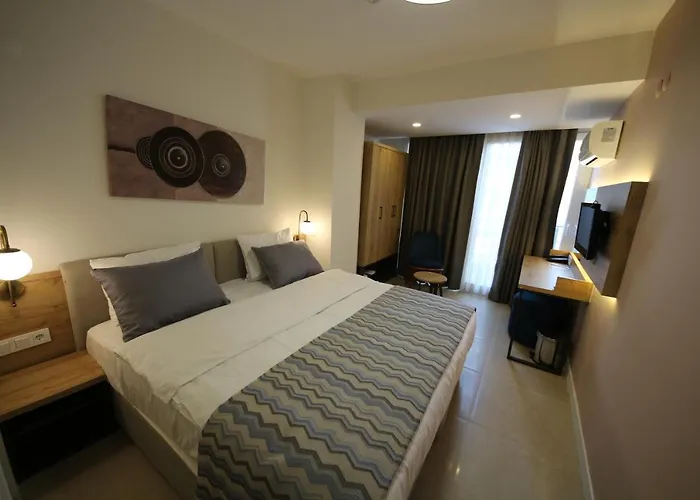 Spilos Guemuelduer Hotel *