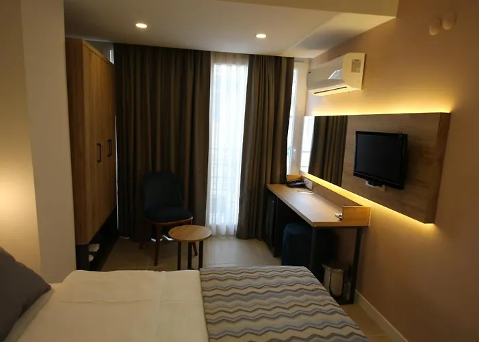 Spilos Guemuelduer Hotel *